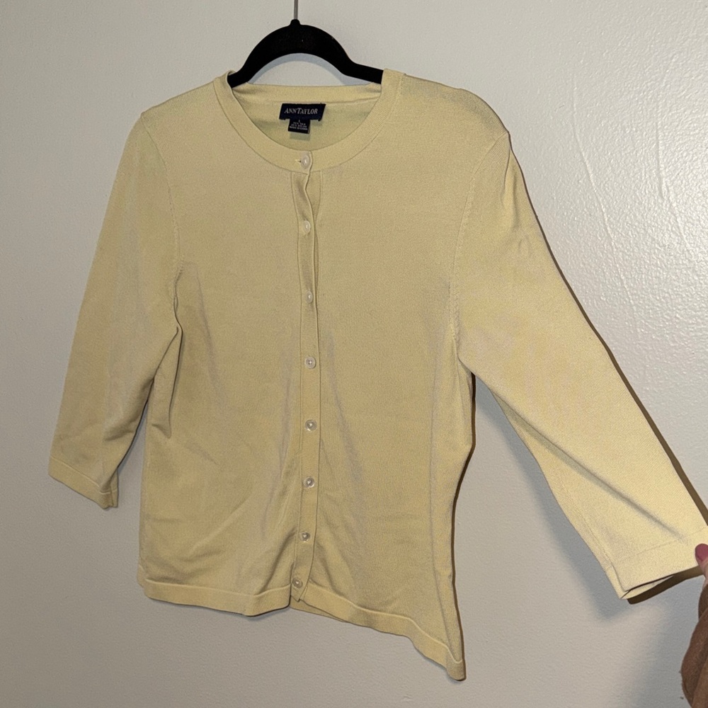 Ann Taylor Beige/cream Button-Down Cardigan - Picture 2 of 6